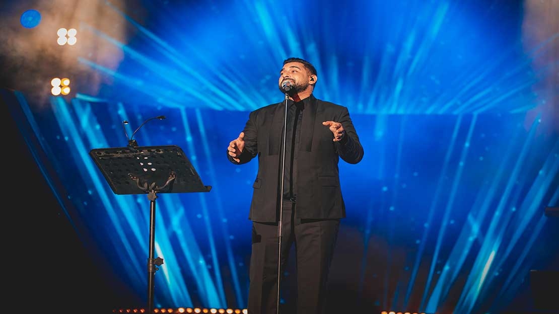 سهرة 18 أوت: آدم يعانق جمهور قرطاج بالطرب